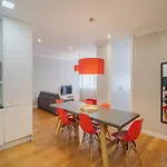 Spacious Apartment For Families, Oporto
