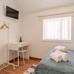 Petit Suites By Pcale