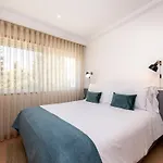 Modern Apartment For Two Guests