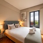 Elegant Duplex Apt In Downtown