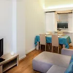 Lux Downtown