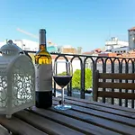 Cedofeita Bohemian Lifestyle Apartment