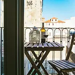 Cedofeita Bohemian Lifestyle Apartment