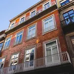 Aposentus -Romantic Mezzanine Apartment With A Balcony