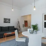 Baixa24 •P2L• Apartamento T1 no centro histórico
