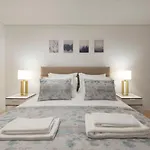 Lovelystay - Hidden & Quiet Duplex Next To Sao Bento Station
