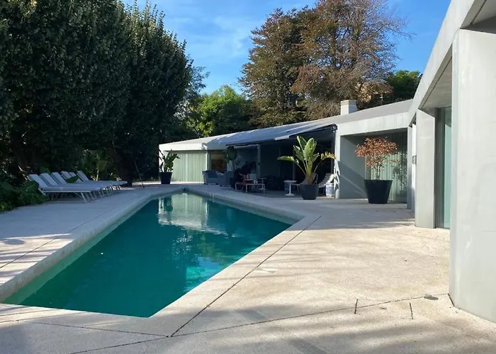 Boomerang House - Luxury House Next To City Park