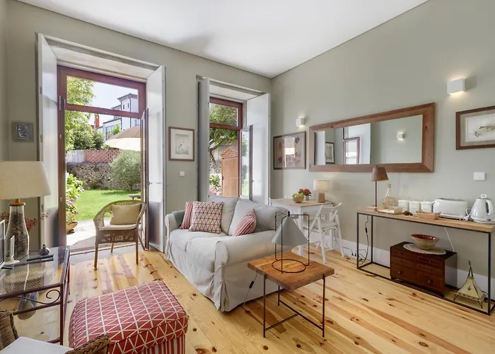 Oporto Mywish City Central Apartment With Private Garden