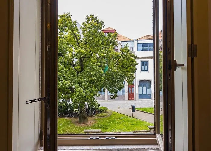 Oporto Near Trindade Garden View