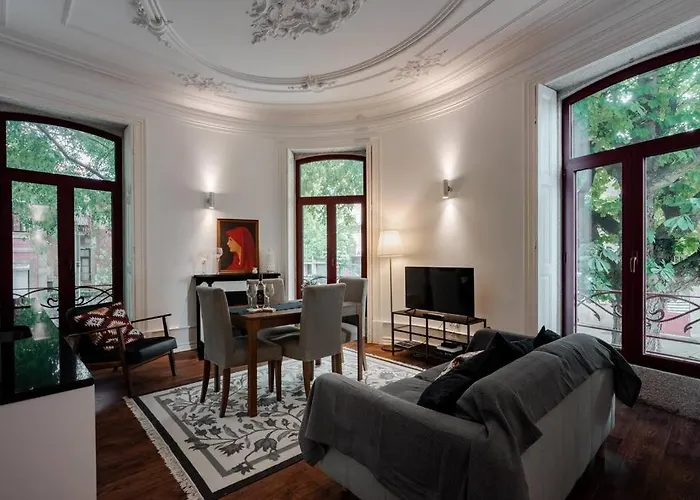 182 Centenario Apartment