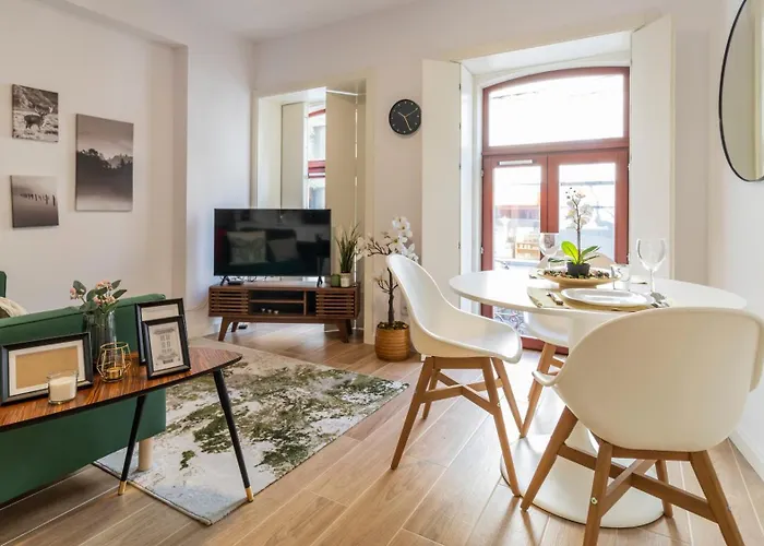 Old Town 1Br Duplex By Lovelystay