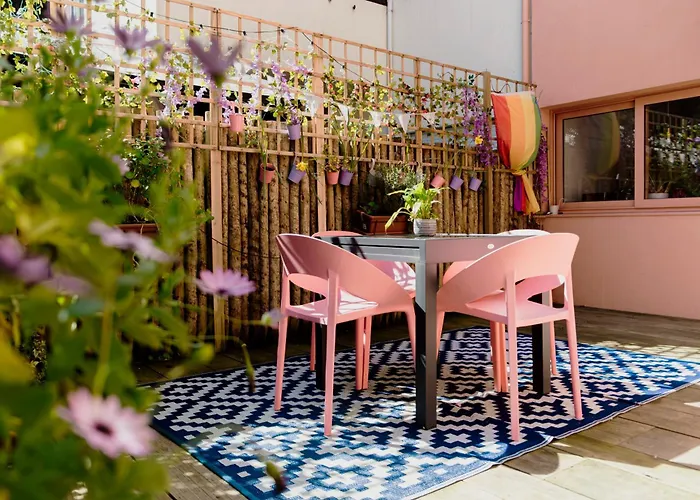 Central Apartment W/ Garden Terrace
