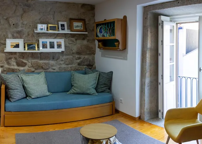 Orm Santana Apartment