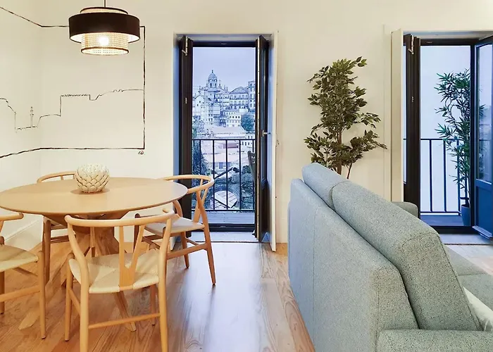 Great Flat & View In Historic Porto By Lovelystay