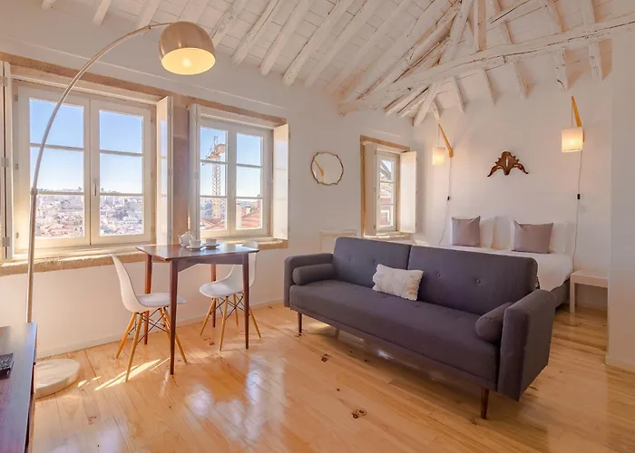Cozy Porto Studio Perfect Location & Comfort