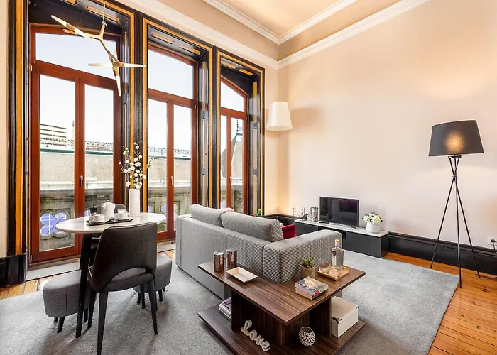One-Bedroom Apart With Balcony In Bolhao Market