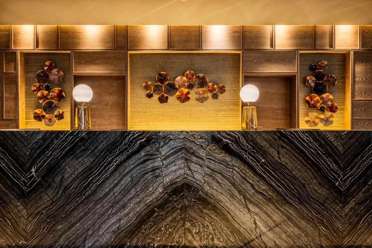 Crowne Plaza By Ihg Hotel 5*