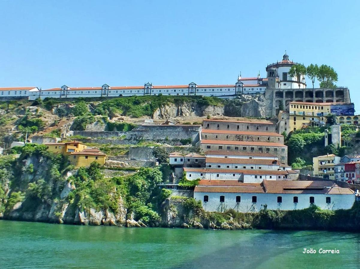 Lovely Miradouro * Porto