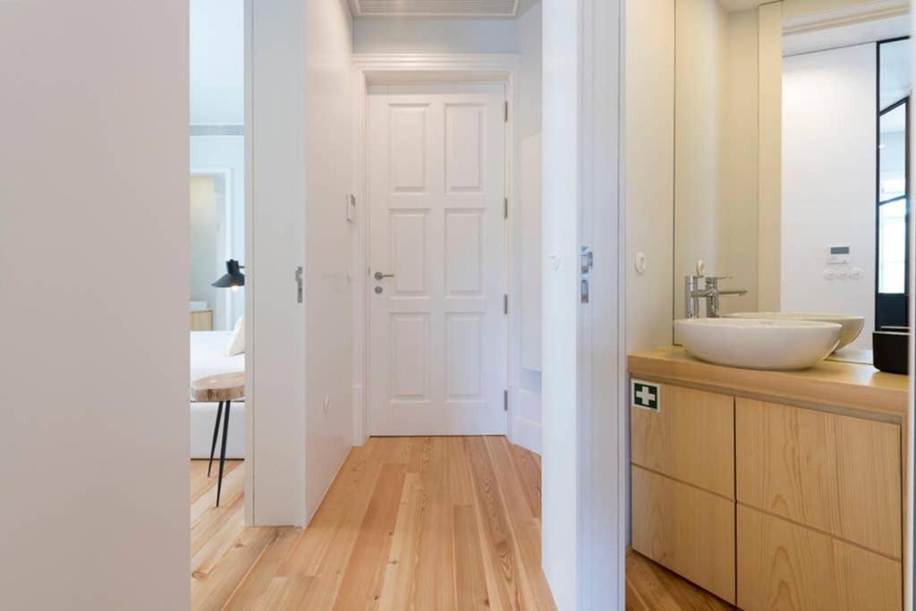 Quayside Douro River Apartment Porto