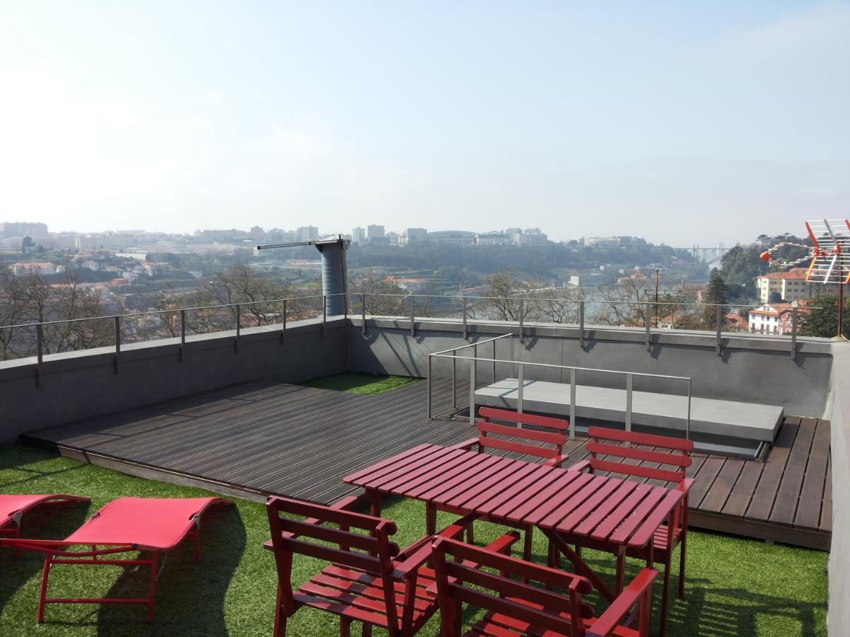 With Terrace @ Historic Center Apartment