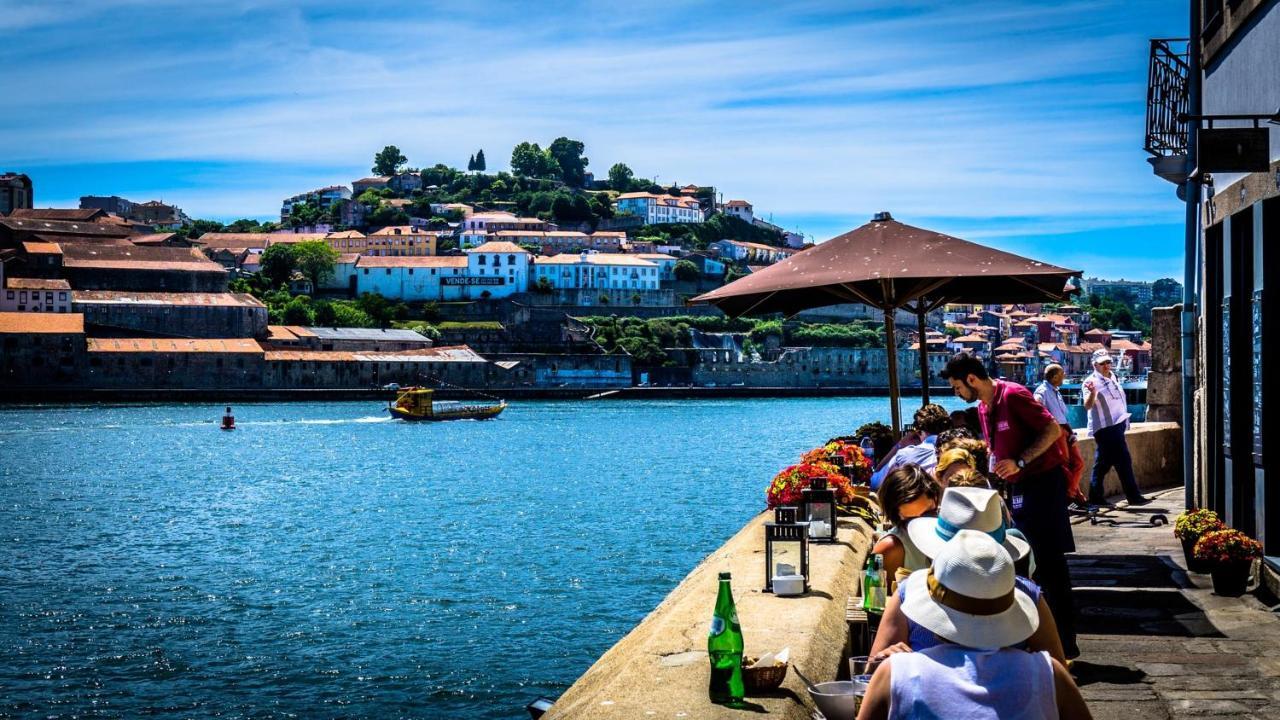 Cosy With View In 12 Sqm Parking Included Porto