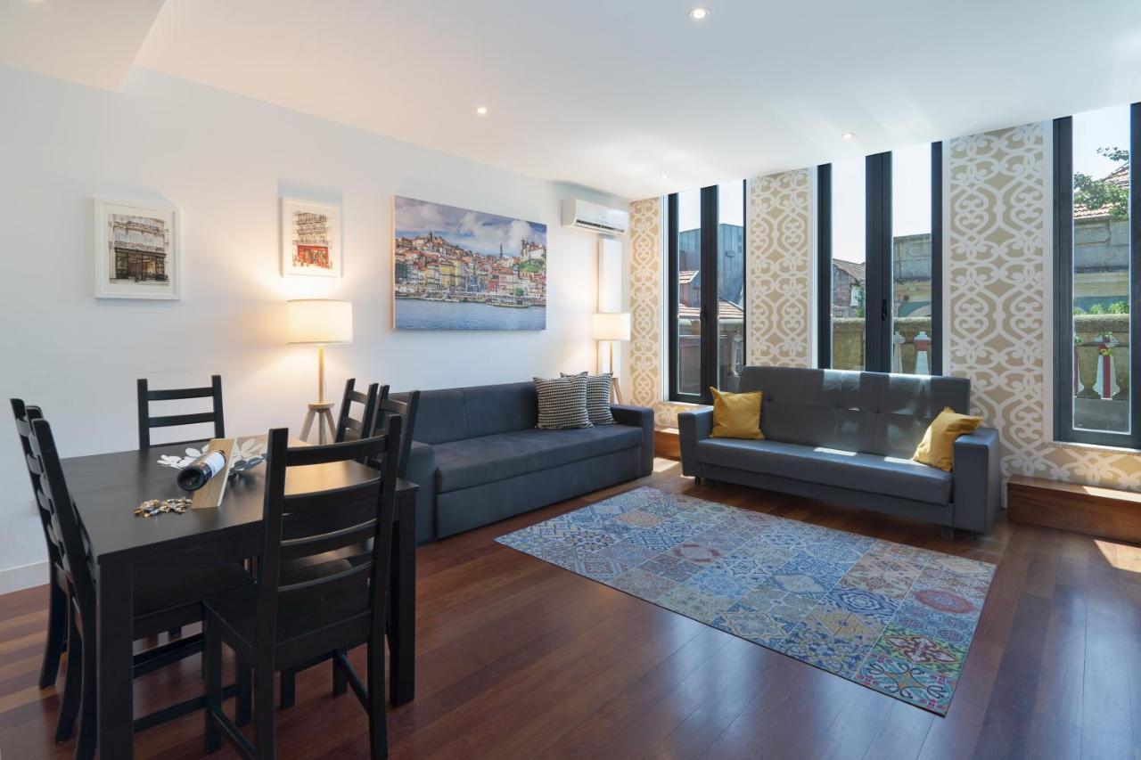Bright Modern Flats With Balcony - City Center Apartment Porto
