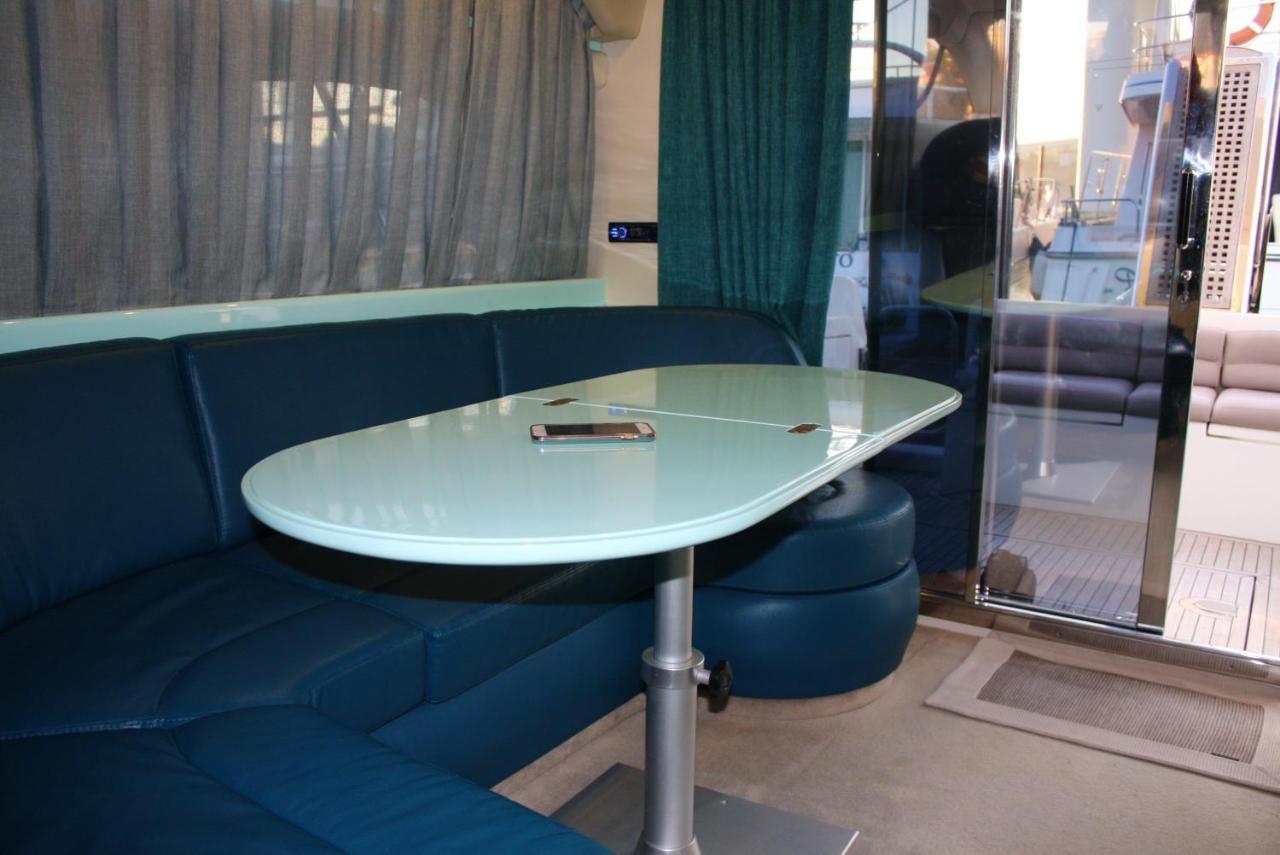Cosy With View In 12 Sqm Parking Included * Porto