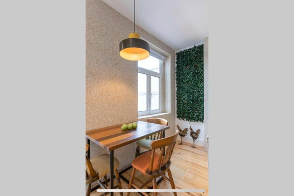 The Kiss - 1 Bedroom Apt With Terrace *