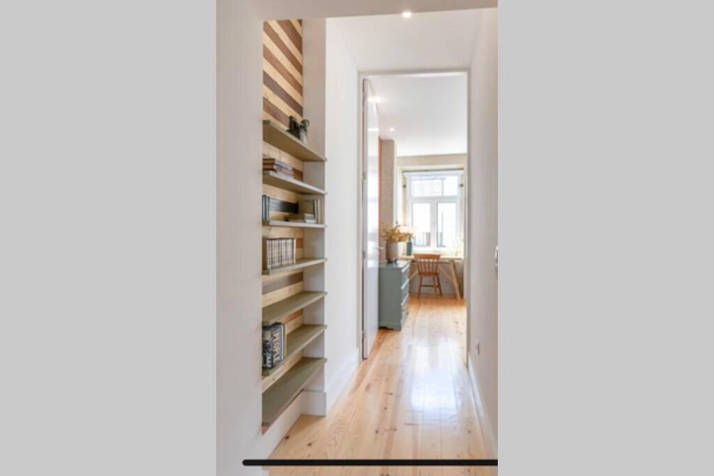 The Kiss - 1 Bedroom Apt With Terrace * Porto