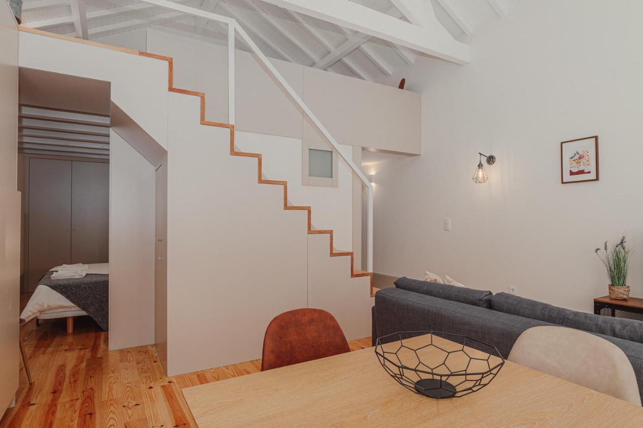 Artist's Loft *