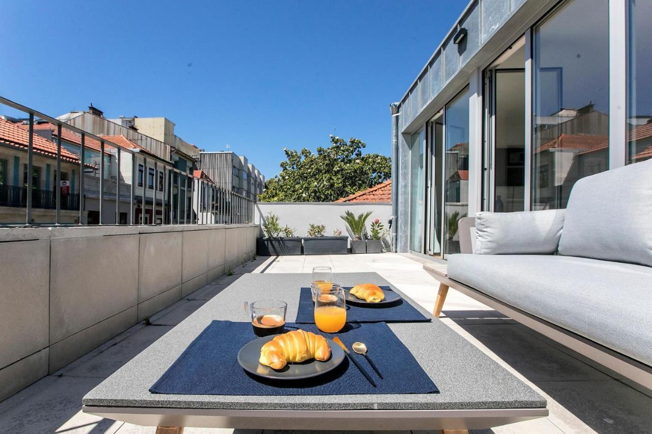 Luminous Premium Loft W/ac & Terrace By Lovelystay Apartment Porto