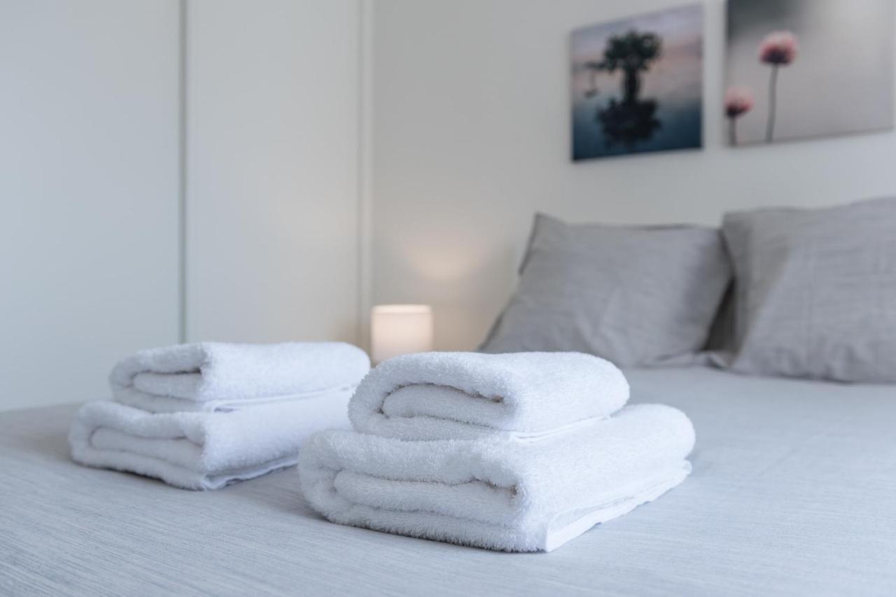 Guestready - The New Slow Time Love
