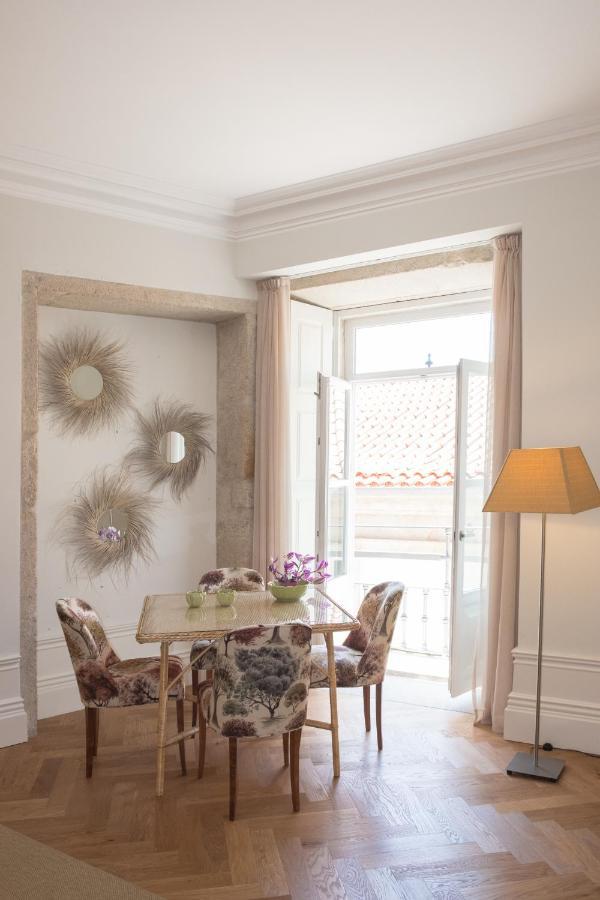 Apartment Boutique Rentals-flores Chic In Historical Center Porto