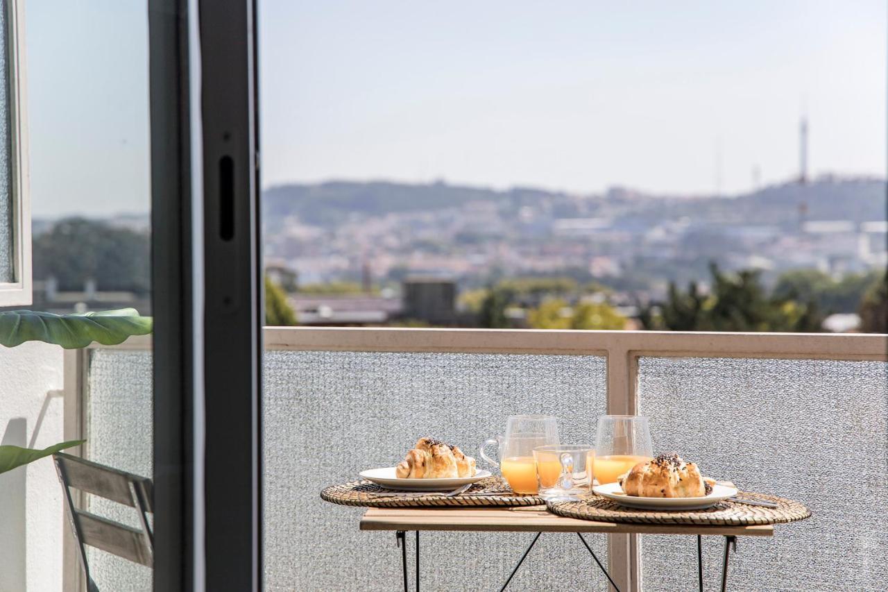 Elegant W/ Ac & Balcony By Lovelystay * Porto