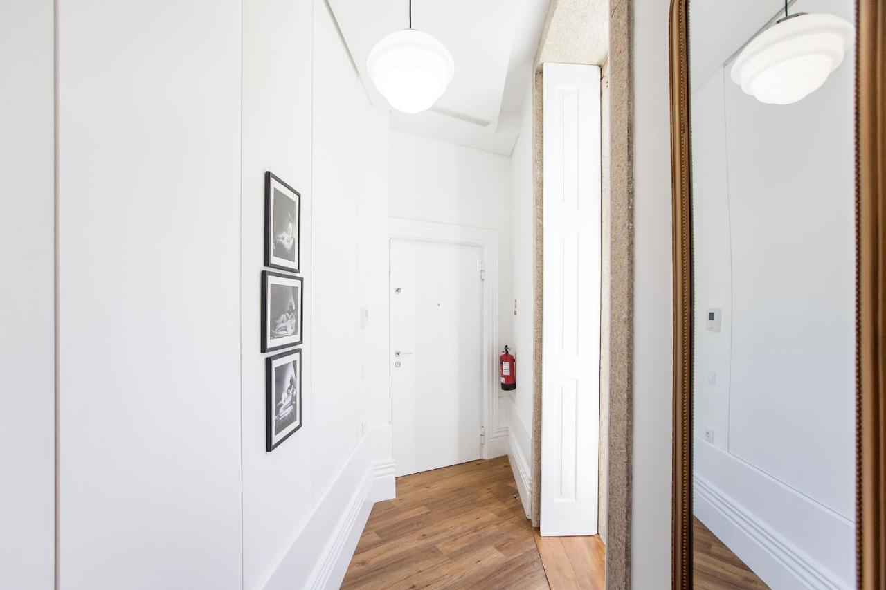 Artistic 2br Flat Downtown W/ Ac By Lovelystay Apartment