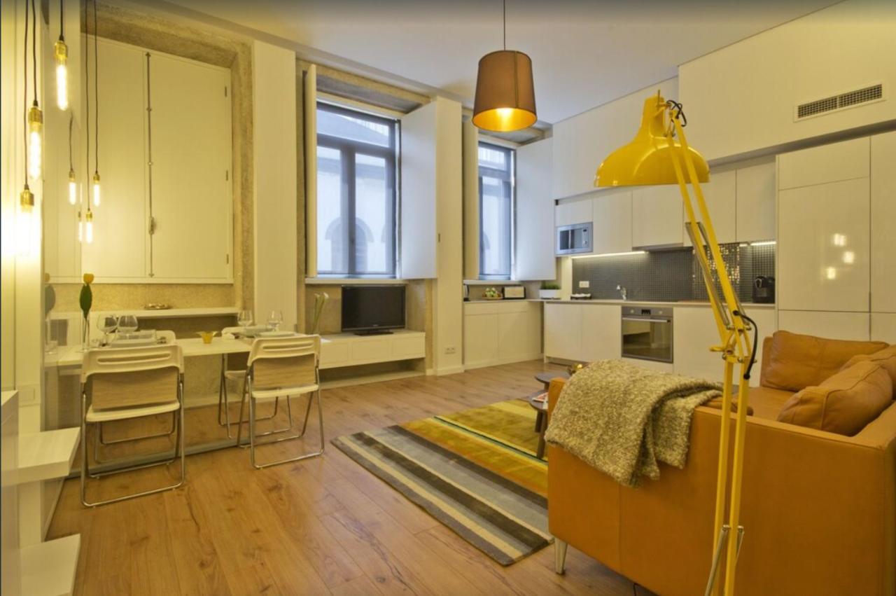 Apartment 01 Design Flat In Downtown *