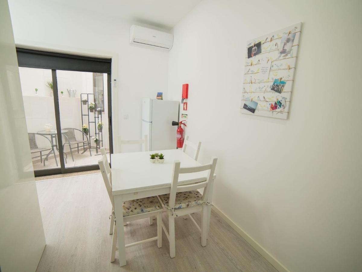 Guest Amparo Dollhouse Apartamento Porto