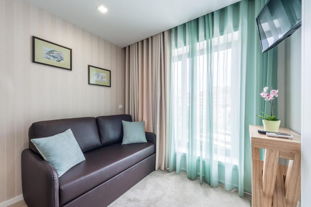 Guestready - Malibu Senses Front *