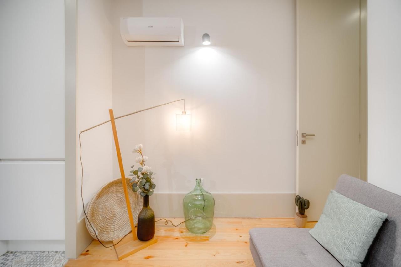 Nomad's Bonjardim Flats Apartment