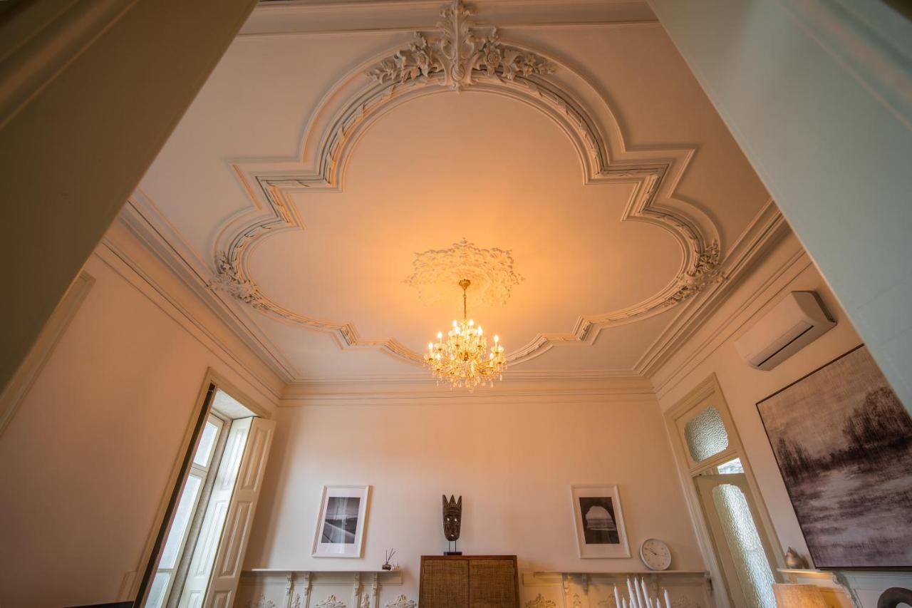 Paraiso Garden Suite--- Spacious & Downtown Porto