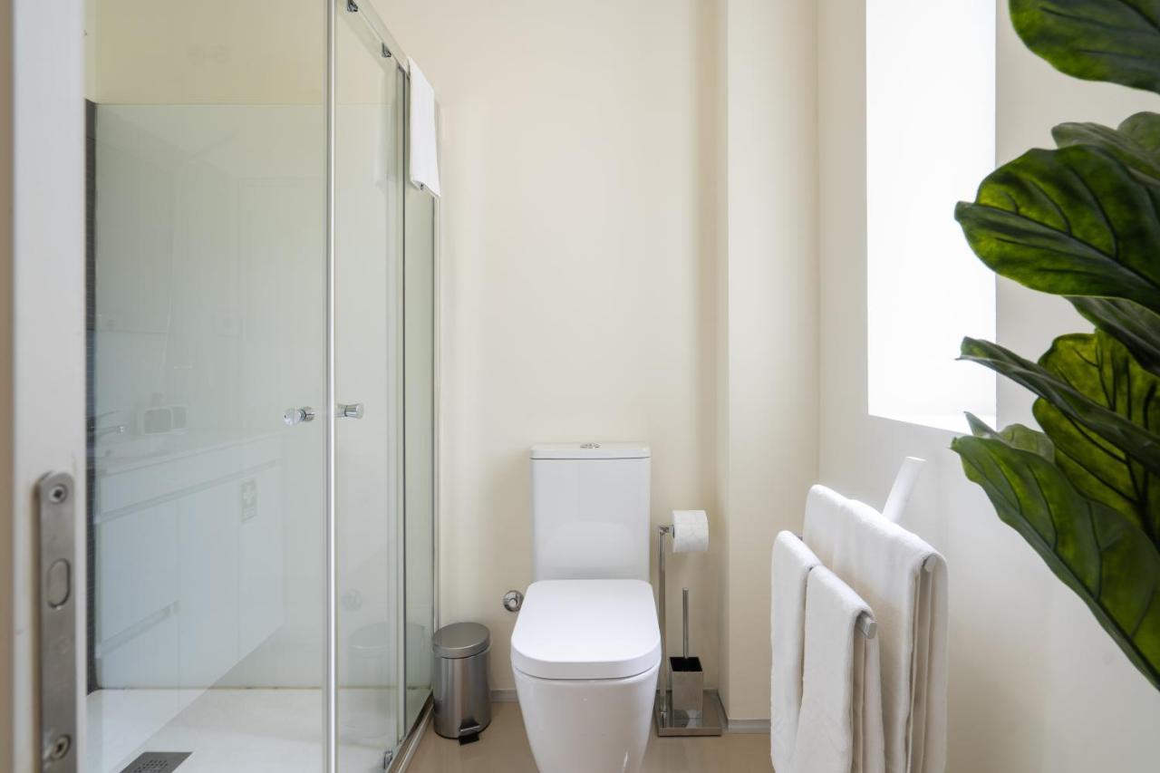 Domus 21 - Entreparedes Apartment *