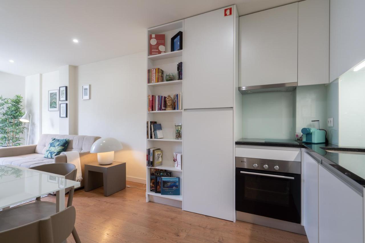 Domus 21 - Entreparedes Apartment *
