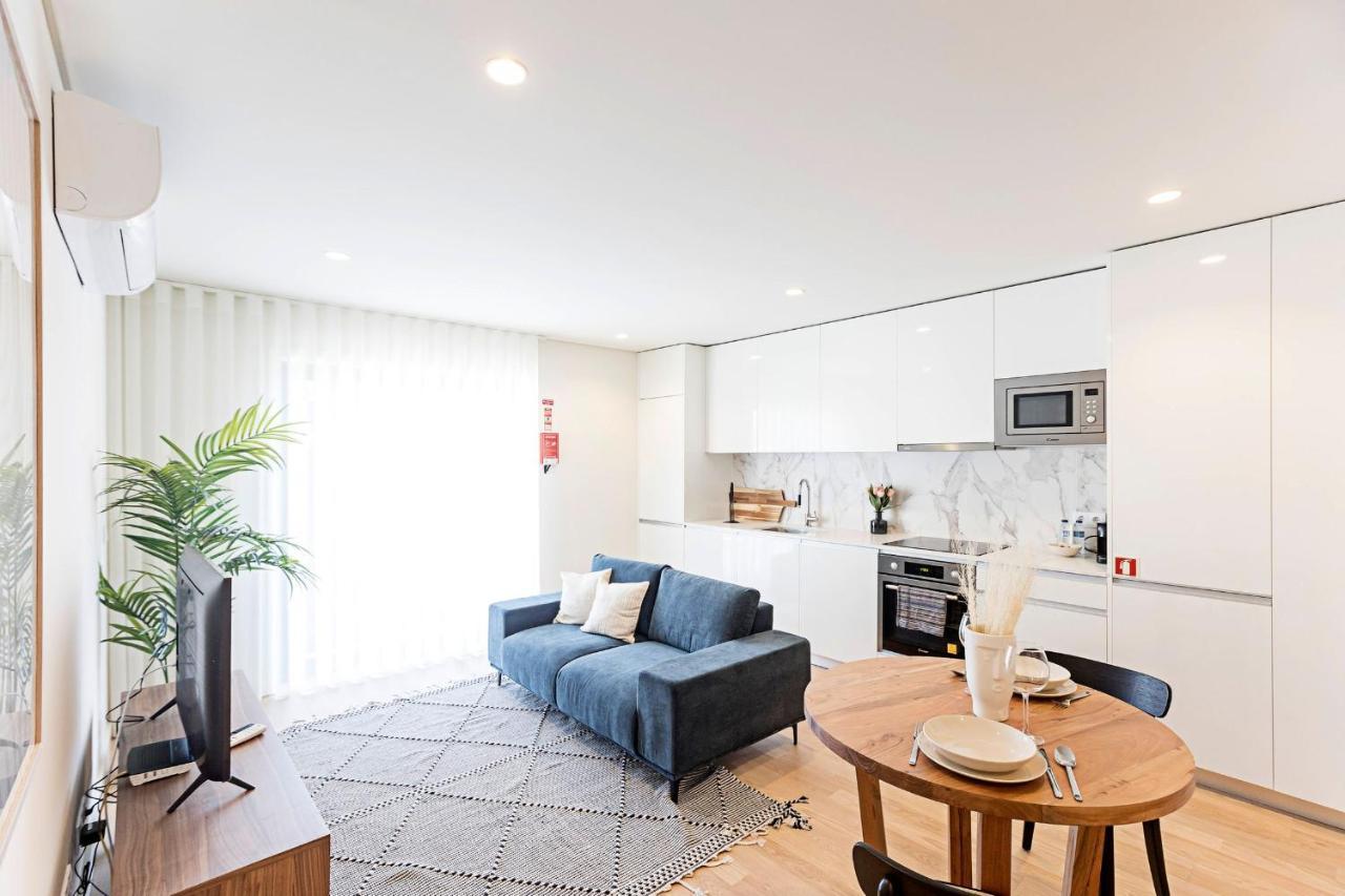 New Cozy And Modern In The Heart Of Apartment