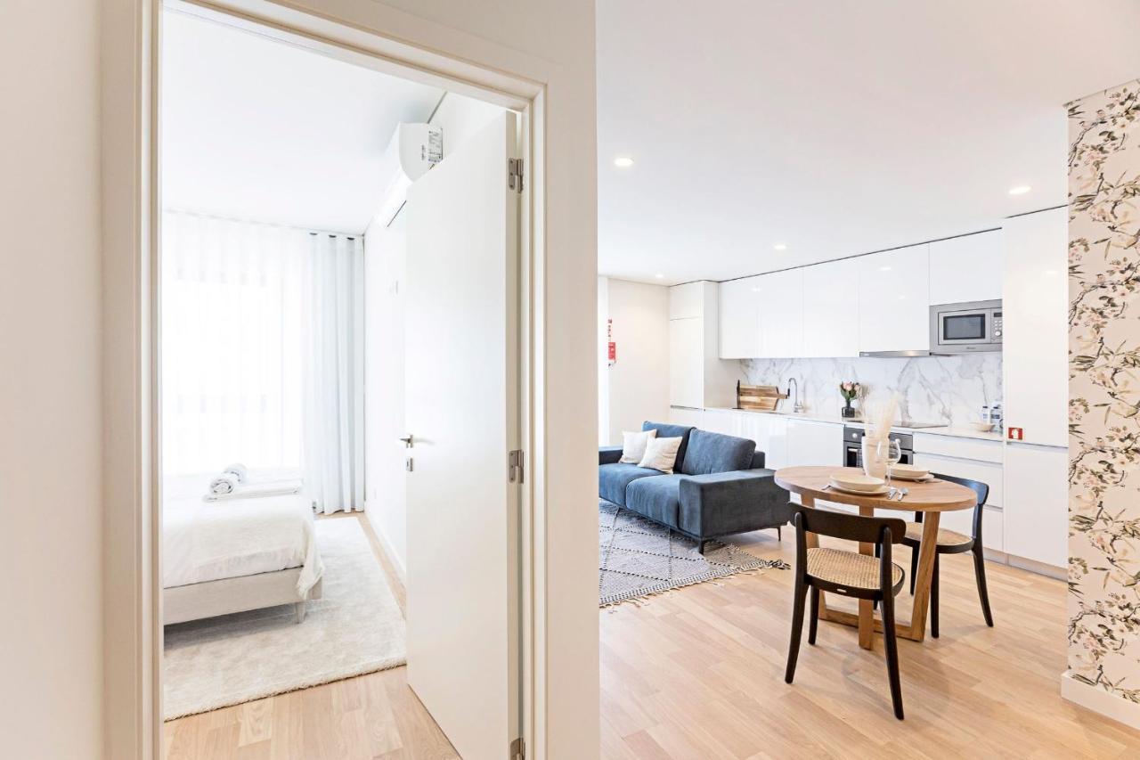 New Cozy And Modern In The Heart Of Apartment *