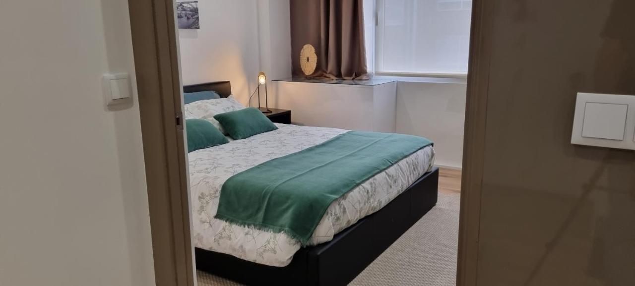 Apartamento Alexandre Herculano I Ii & Iii *