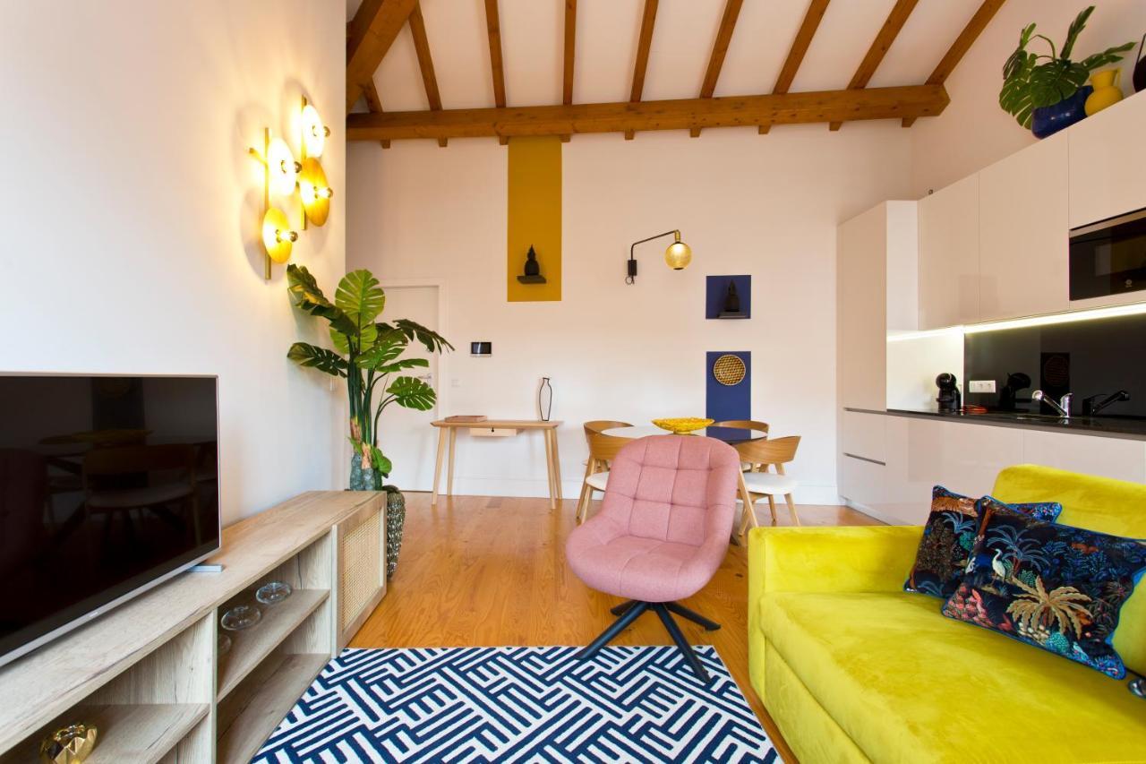 Boutique Rentals-the Alma W/ Balcony *