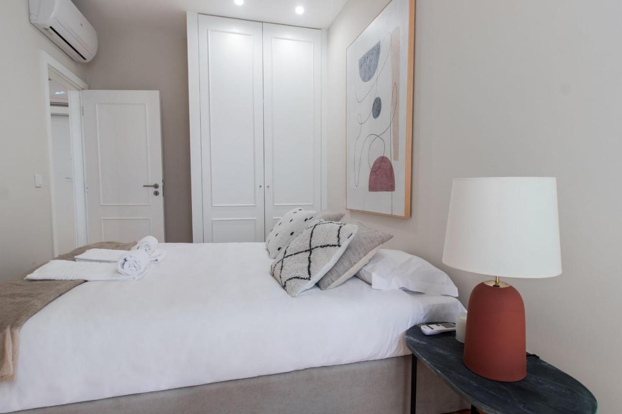 Apartment Almada 1.3 By Lovelystay *