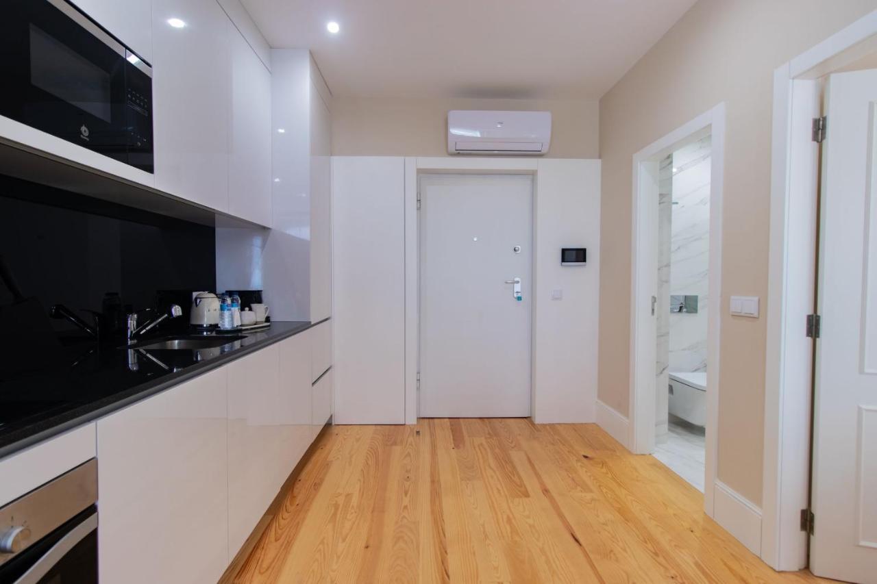 Apartment Almada 1.3 By Lovelystay *