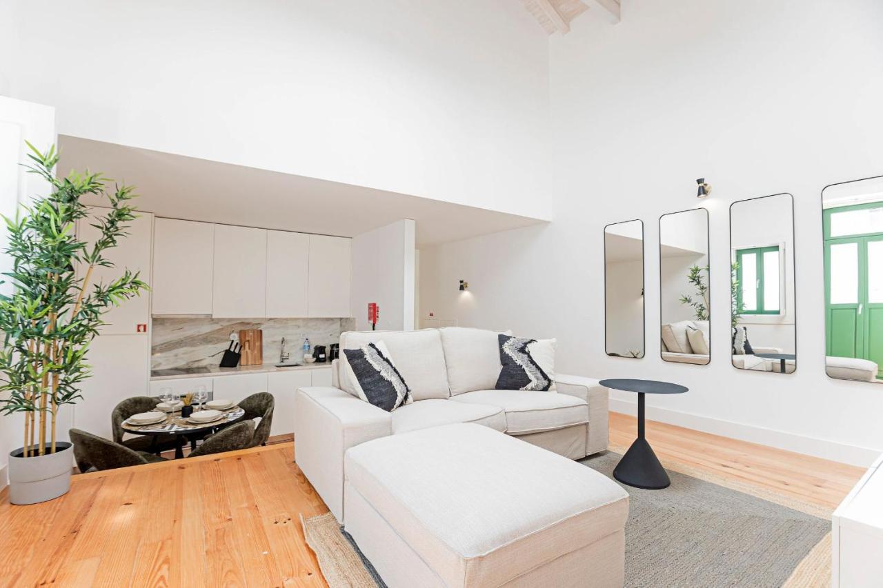 Apartment D. Joao Iv By Lovelystay