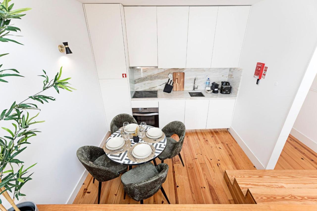 Apartment D. Joao Iv By Lovelystay